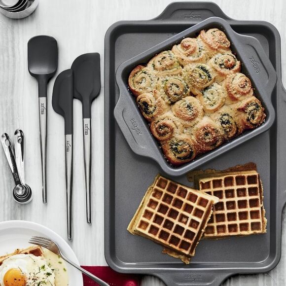 All-Clad Non-Stick Pro Release Half Sheet Baking Pan - Picture 2 of 7